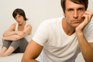 Rối loạn cương dương là "ngòi thuốc nổ chậm" đối với hôn nhân gia đình