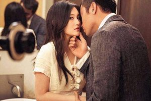 Vợ ngoại tình vì chồng "yếu" không còn là chuyện mới